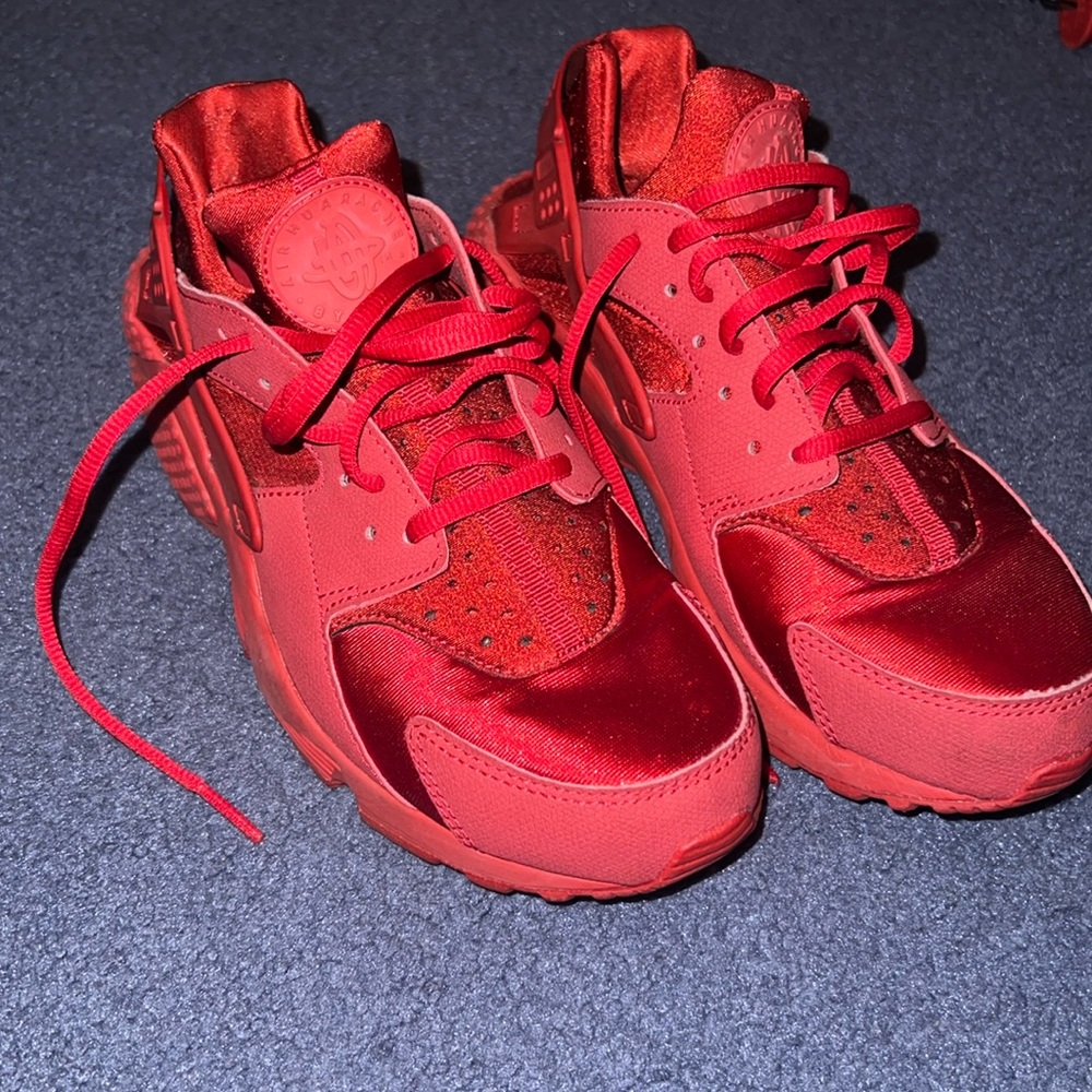Nike Hurraches - Picture 2 of 7